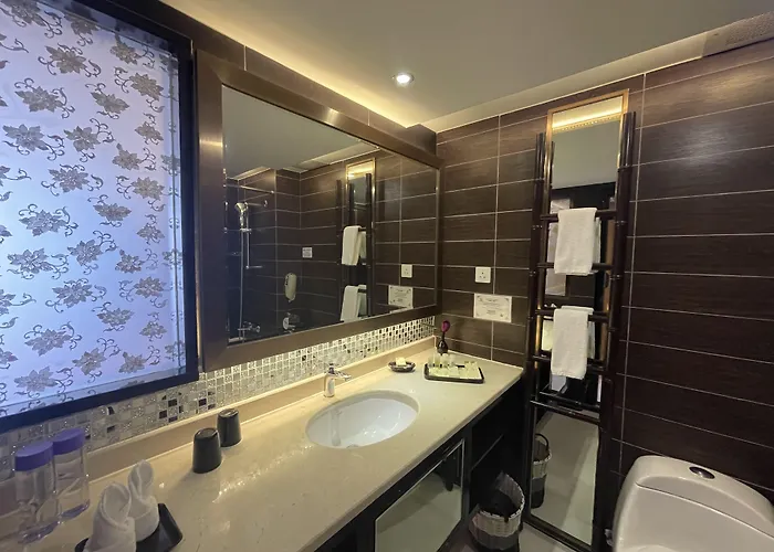 Riviera 5*