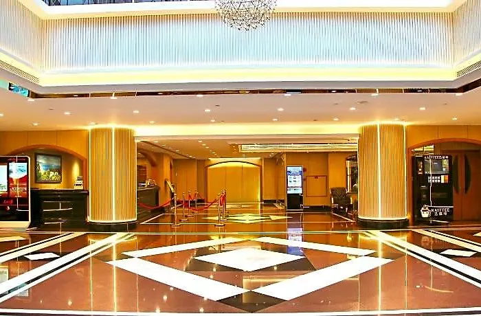 Riviera Hotel 5*