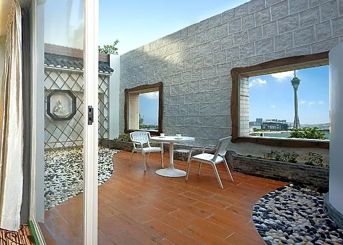Riviera 5*